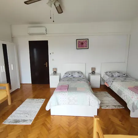 Apartment Anela By Interhome