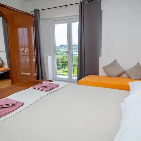 Apartment Anela By Interhome